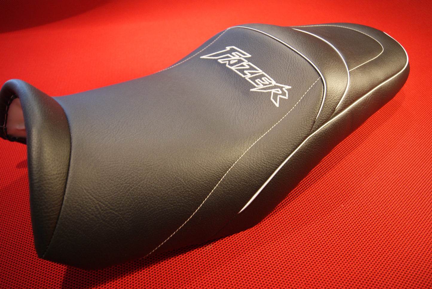 Housse confort pour Yamaha Fazer 1000 à partir de 2001 à 2005