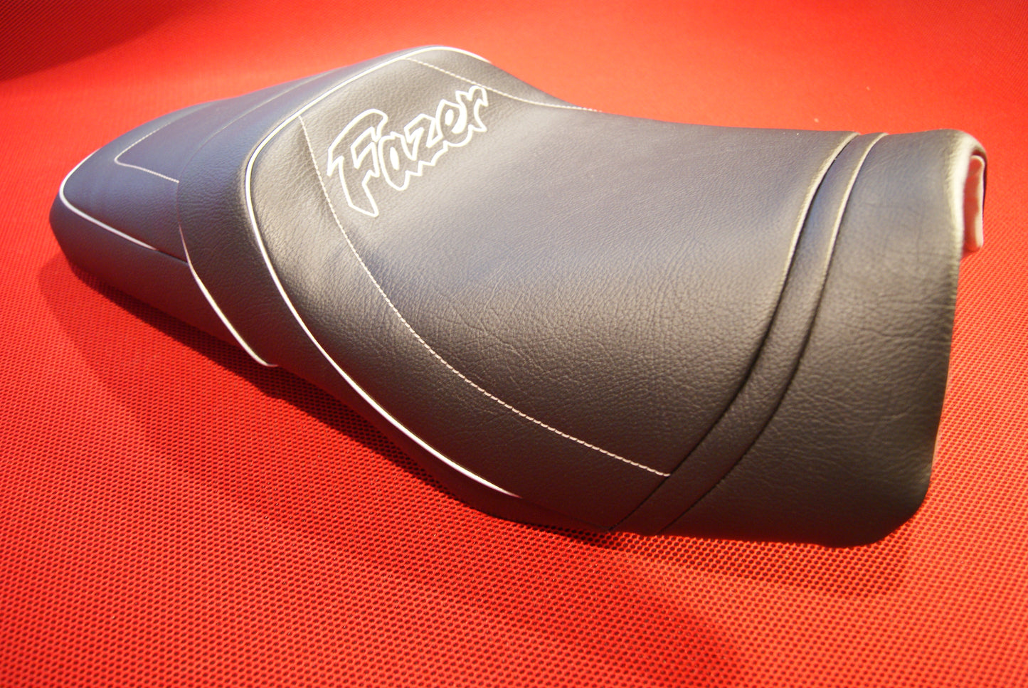 Housse confort pour Yamaha Fazer 600 à partir de 1998 à 2003