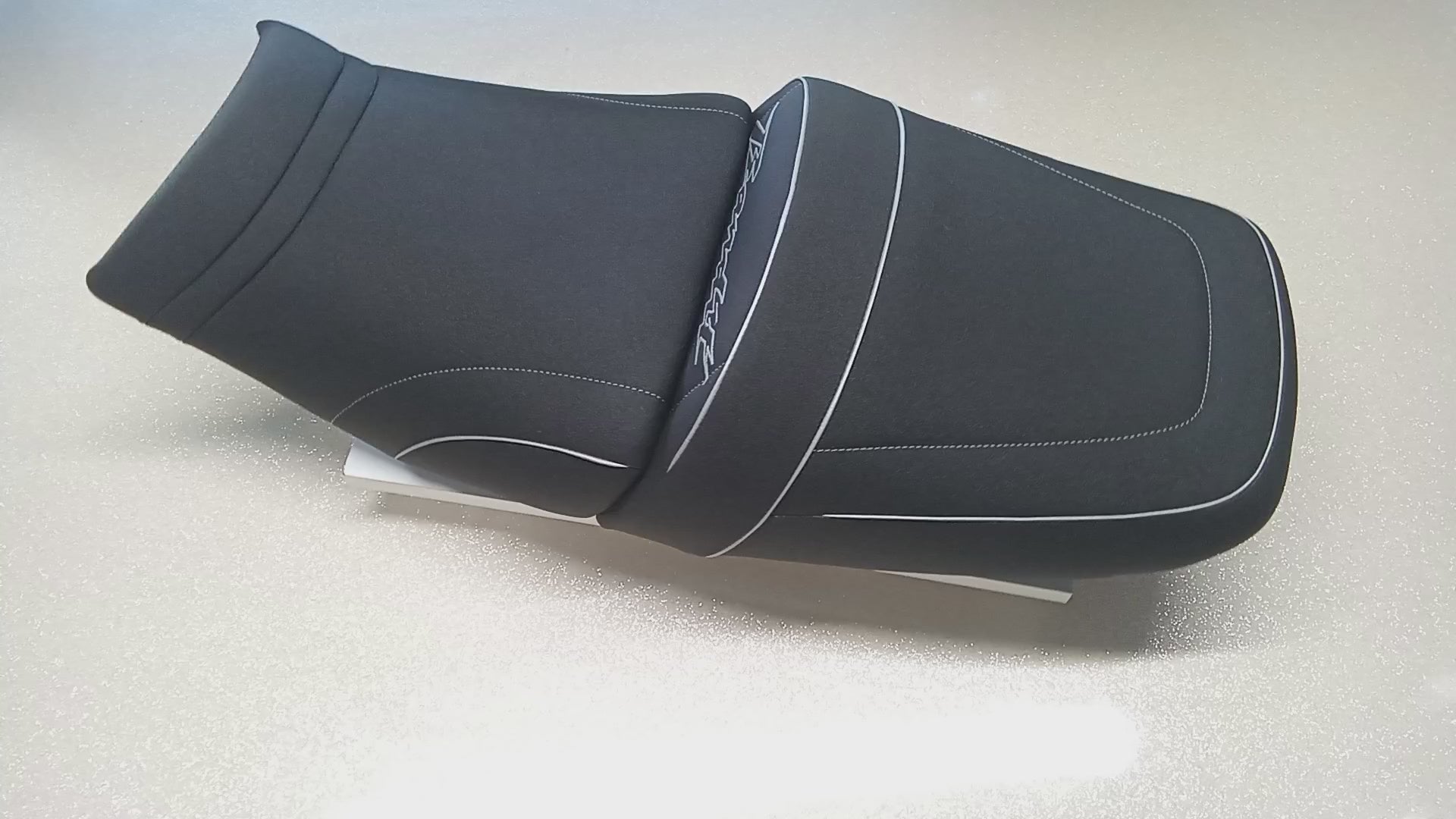 Charger la vidéo : 